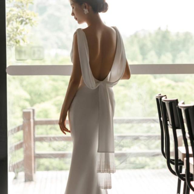 ウェディングドレス マーメイドライン トレーン付きドレス