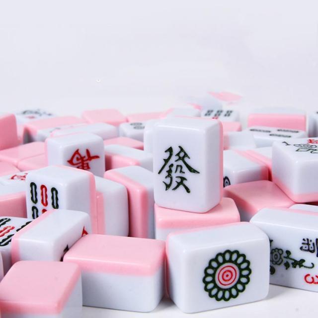手打麻雀牌セット 24mm 144タイルマージャンパイ 崩れにくい 麻雀牌