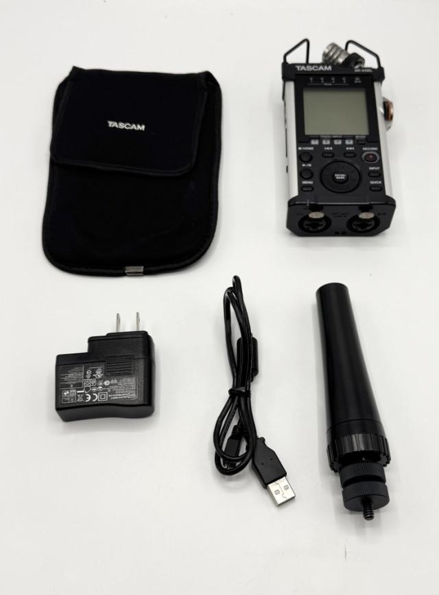 【中古 動作確認済】 TASCAM リニアPCMレコーダー ハイレゾ/Wi-Fi接続対応 4TR DR-44WL