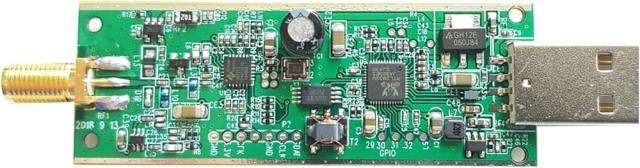 RTL-SDR Blog V3 R860 RTL2832U 1PPM TCXO SMA ソフトウェア デファインド ラジオ (ドングルのみ) (ブラック)_3