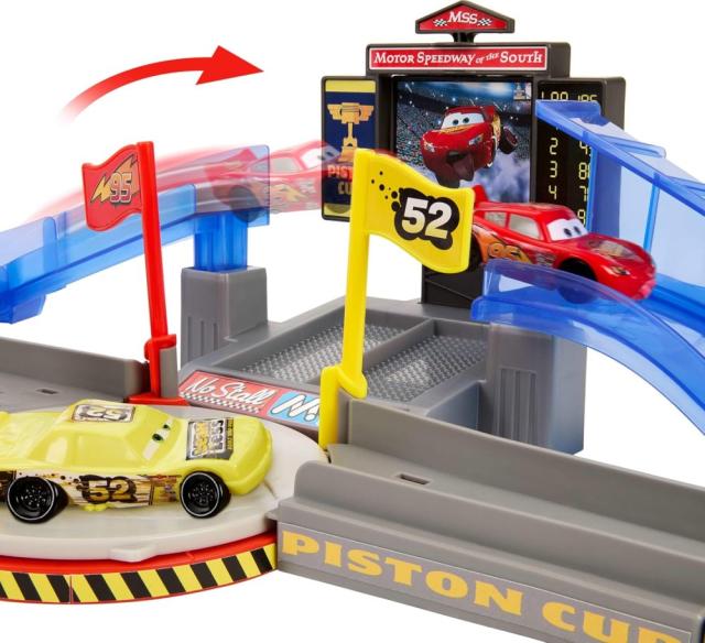 ディズニー カーズ ライトニング・マックィーン スピードウェイ