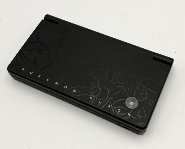 ニンテンドーDSi レシラム・ゼクロムエディション (ブラック