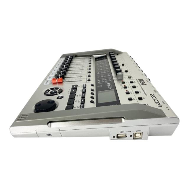 ZOOM ズーム マルチトラックレコーダー R24 8T同時録音 24T同時再生 ZOOM R24 マルチトラックレコーダー 8トラック同時録音 24