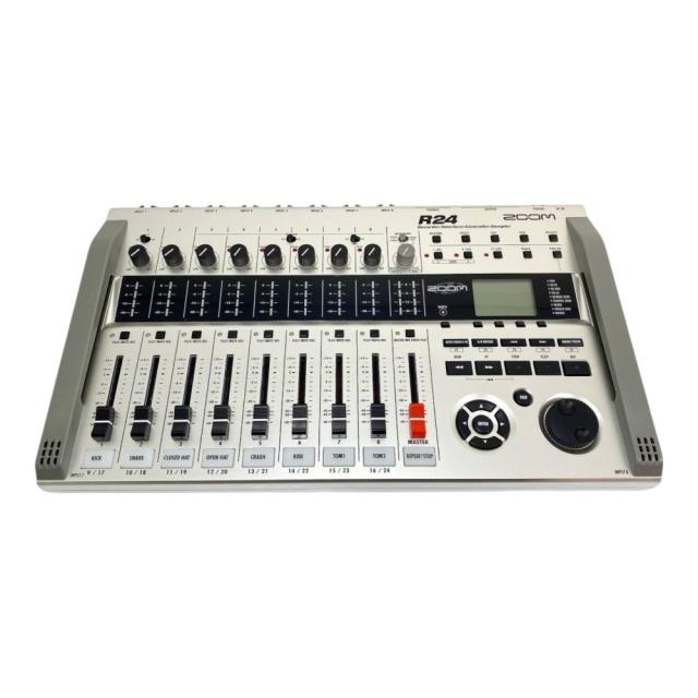 ZOOM ズーム マルチトラックレコーダー 8トラック同時録音 24