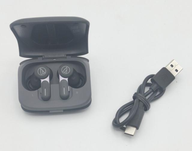 【中古 動作確認済】 オーディオテクニカ ATH-TWX7 ワイヤレスイヤホン LDAC対応 ノイキャン ヒアスルー IPX4 ブラック