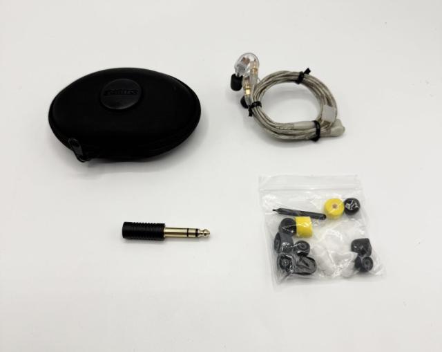 【中古 動作確認済】 SHURE シュア イヤホン 有線 SE425-CL-A クリア 高遮音性 ゲーム ゲーミング カナル型