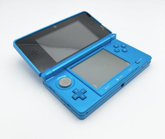 中古 動作確認済】Nintendo 3DS モンスターハンター4 ハンターパック