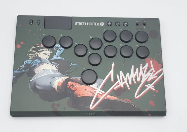 【中古 動作確認済】 Razer レイザー Kitsune SF6 C レバーレス アーケードコントローラー キツネ キャミィ