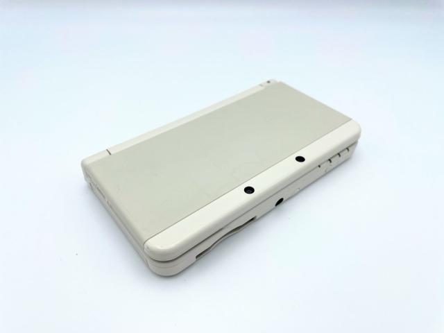 中古 Newニンテンドー3DS ホワイト