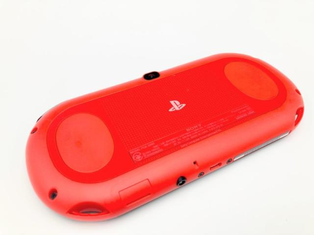 PlayStation Vita - Psvita デビューパック　レッド・ブラック Amazon | PlayStation Vita デビューパック Wi-Fiモデル レッド