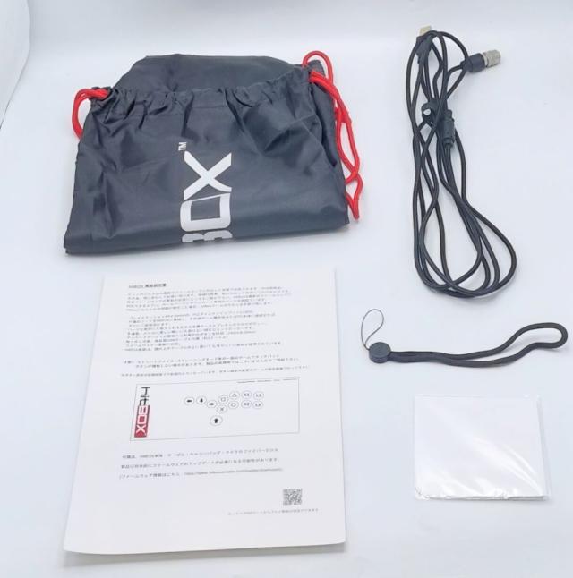 中古 hitBOX PS4 Switch&amp;PC対応 レバーレスゲームコントローラー 日本語パッケージ_1