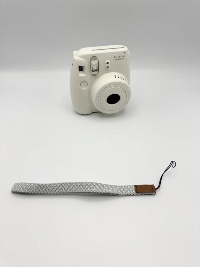 FUJI FILM INSTAX MINI 8 WHITE 未使用に近い instax mini 8 ホワイト