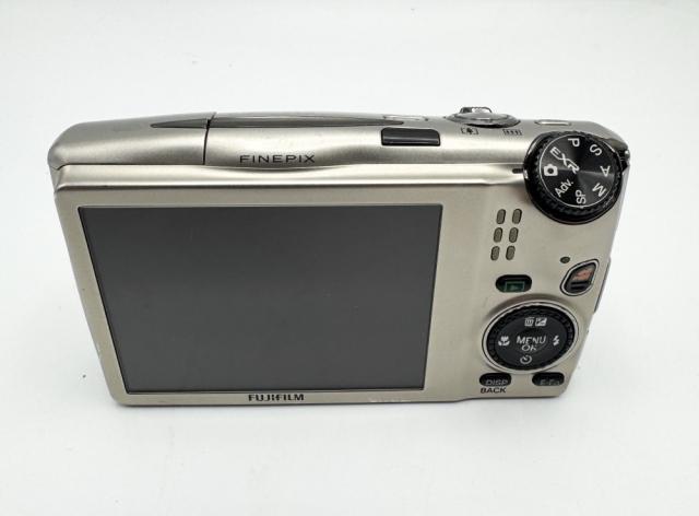 CASIO EXILIM EX-H15 カシオ バッテリーチャージャー付き Amazon | CASIO デジタルカメラ EXILIM EX-H15 ブラウン EX