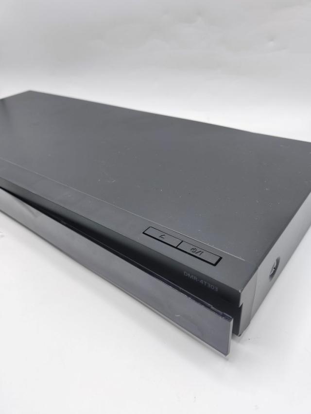 中古 パナソニック 3TB 3チューナー ブルーレイレコーダー 3チャンネル同時録画 4Kチューナー内蔵 DIGA DMR-4T303
