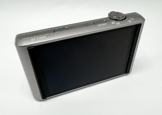 中古 CASIO デジタルカメラ EXILIM 1610万画素 8倍 シルバー EX-Z3000SR