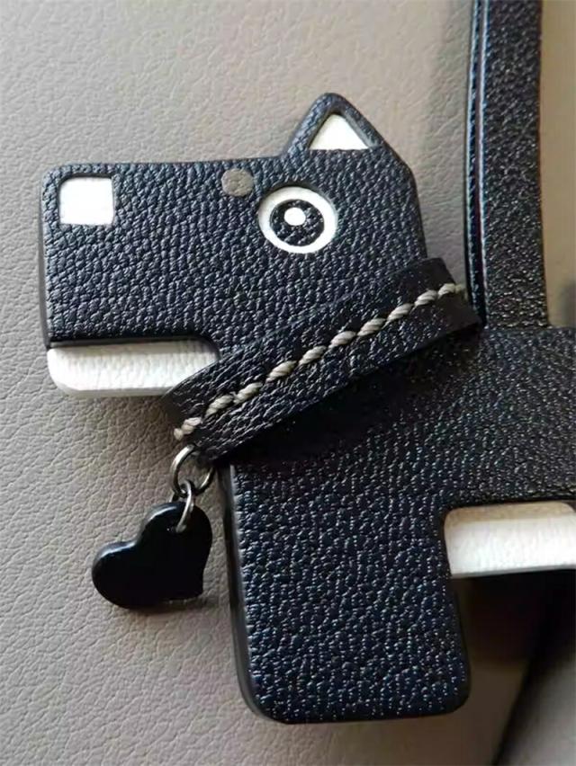 犬モチーフ バッグチャーム キーホルダー 本革 ハンドメイド 手作り ナチュラル 可愛い ギフト 誕生日 プレゼント レディース メンズ ストラップ   記念日  お祝い_6