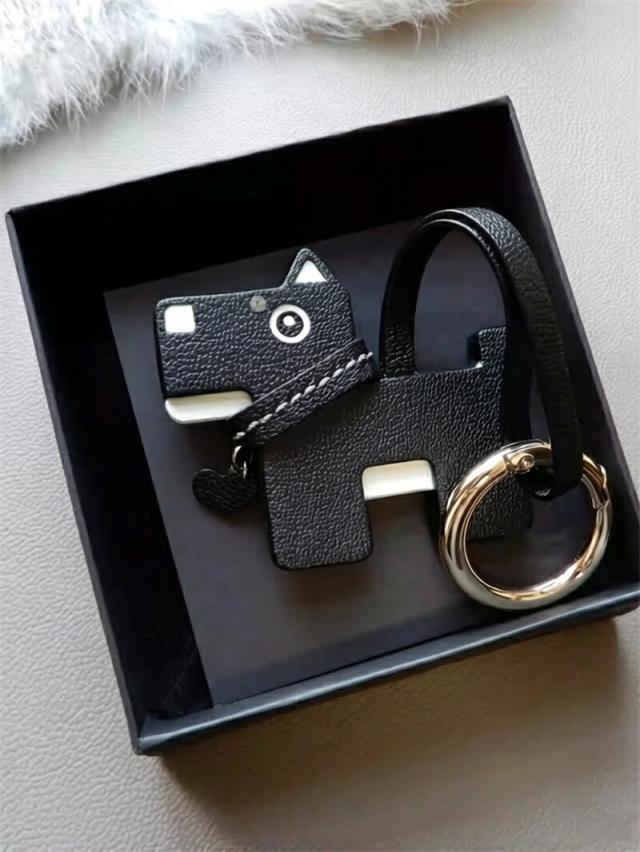 犬モチーフ バッグチャーム キーホルダー 本革 ハンドメイド 手作り ナチュラル 可愛い ギフト 誕生日 プレゼント レディース メンズ ストラップ   記念日  お祝い_7