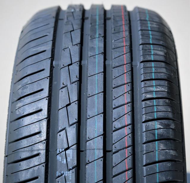 コスモ RC-17 P225/60R16 98V_2