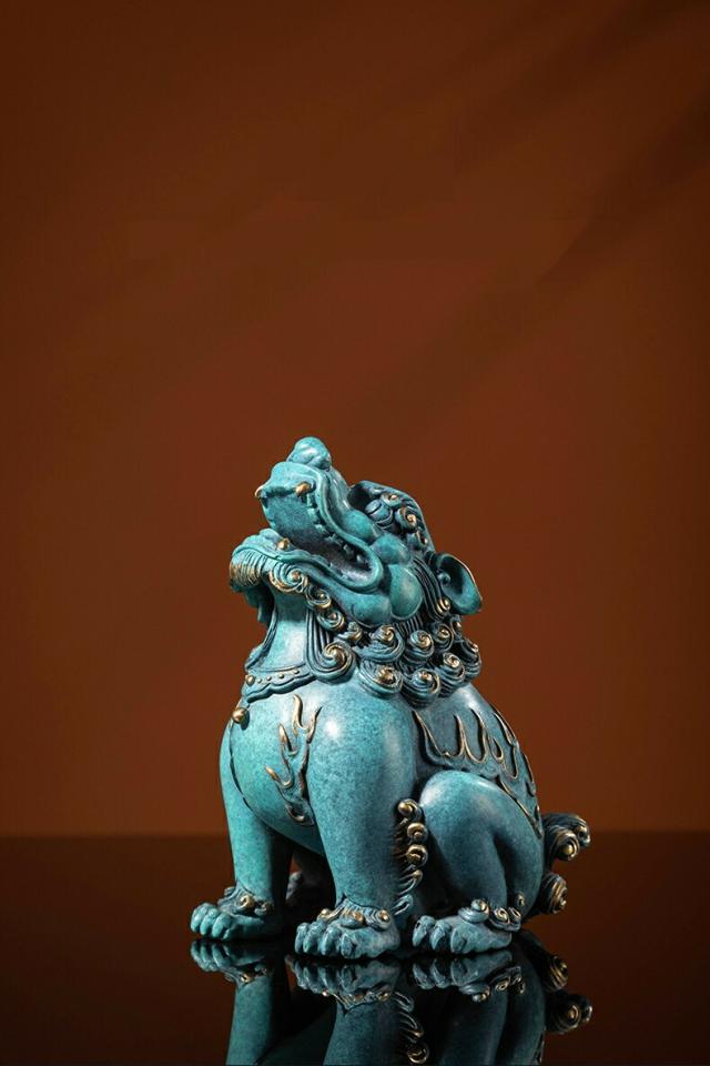 朝天吼 貔貅 彩銅仕上げ 風水 開運 黄銅置物 オフィス 書斎 インテリア 工芸品 クリスマス 御歳暮 お歳暮 御年賀 敬老の日 誕生日 結婚祝 出産祝 長寿祝 退職祝 昇進祝 新築祝  卒業祝 開業祝