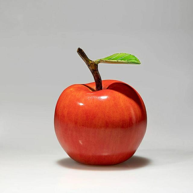 平安の銅製りんご 置物 真鍮 アップル オブジェ 工芸品 クリスマス プレゼント 平安夜 ギフト 手のひら飾り 開運 インテリア 小物 おしゃれ 贈答品 聖夜の贈り物 クリスマス 御歳暮 お歳暮 御年賀 敬老の日 誕生日 結婚祝 出産祝 長寿祝 退職祝 昇進祝 新築祝  卒業祝 開業祝