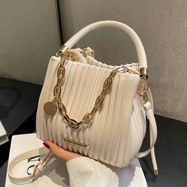 軽量、ビジネスカジュアル ミニバケットバッグ チェーン装飾 PU プリーツ 用途 十代の女の子、女性、大学生、新人、ホワイトカラー オフィス、大学、仕事、ビジネス、通勤、アウトドア、旅行、外出に最適の通販は