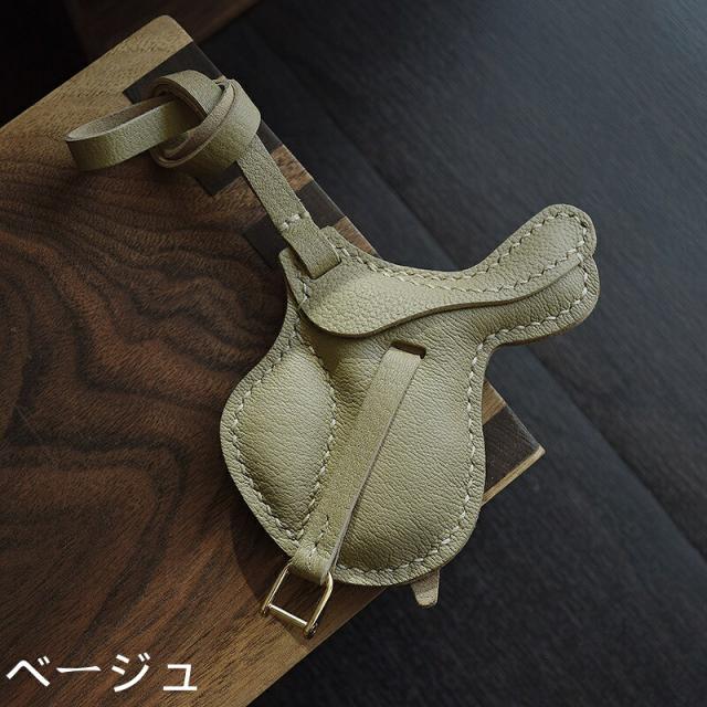 サドルモチーフキーホルダー  バッグチャーム  アクセサリー  革小物 キーリング キーイング 車の鍵  チャーム ストラップ  ギフト プレゼント 記念日  お祝い プチギフト 男女兼用 ハンドメイド  天然レザー 手作り_6