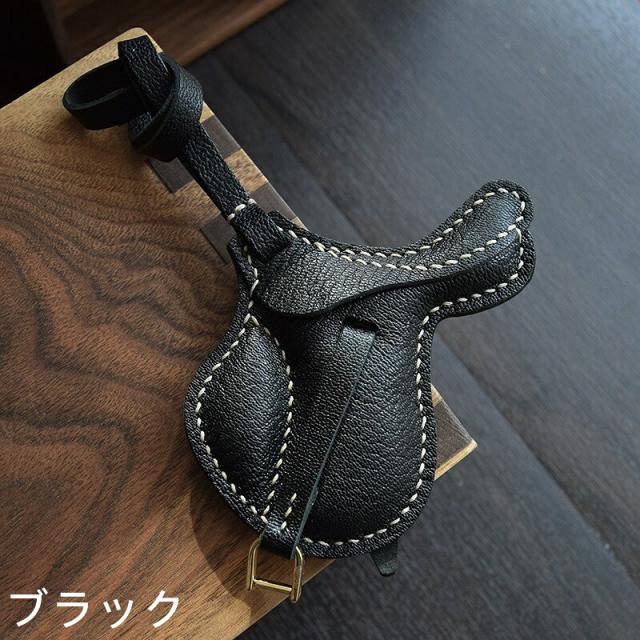 サドルモチーフキーホルダー  バッグチャーム  アクセサリー  革小物 キーリング キーイング 車の鍵  チャーム ストラップ  ギフト プレゼント 記念日  お祝い プチギフト 男女兼用 ハンドメイド  天然レザー 手作り_8