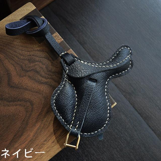 サドルモチーフキーホルダー  バッグチャーム  アクセサリー  革小物 キーリング キーイング 車の鍵  チャーム ストラップ  ギフト プレゼント 記念日  お祝い プチギフト 男女兼用 ハンドメイド  天然レザー 手作り_9