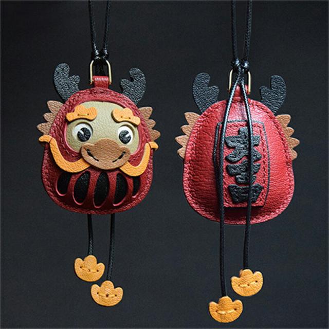 竜 キーホルダー バッグチャーム アクセサリー 革小物 キーリング キーイング 車の鍵 チャーム ストラップ ギフト プレゼント 記念日 お祝い プチギフト 男女兼用 ハンドメイド 天然レザー