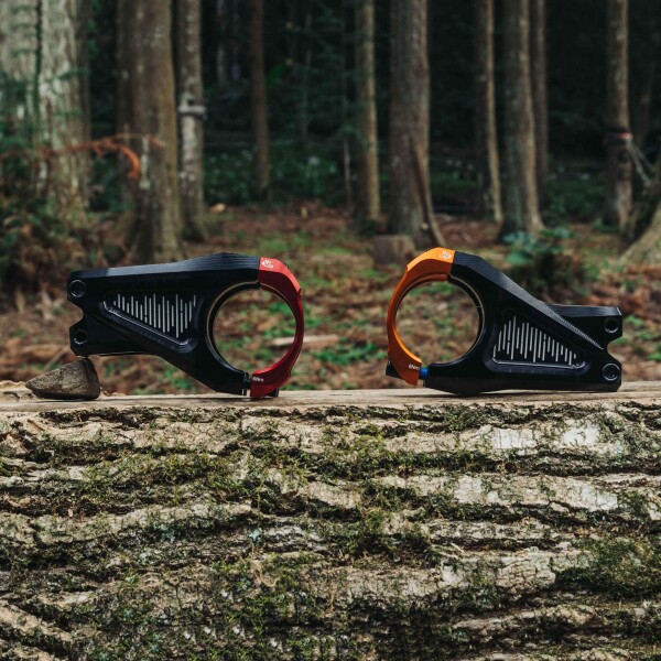 Funn イコライザ（Equalizer） MTB ステム 31.8 mm × 長さ 42mm ステム - クランプ直径：31.8mm - マウンテンバイク BMX 自転車 に適用 バイク ハンドル ステム (レッド)