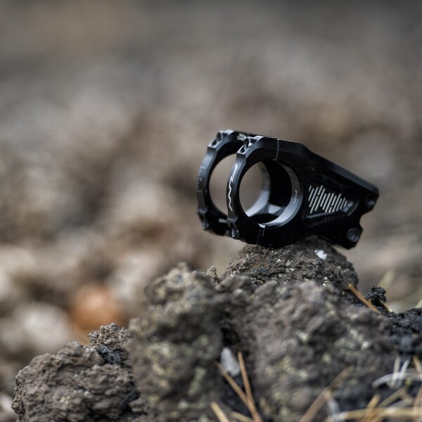 Funn イコライザ（Equalizer） MTB ステム 31.8 mm × 長さ 35mm ステム - クランプ直径：31.8mm - マウンテンバイク BMX 自転車 に適用 バイク ハンドル ステム (グリーン)