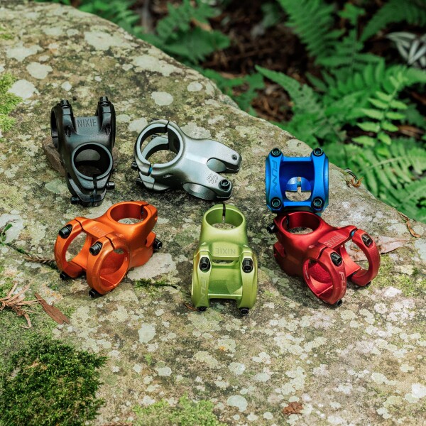 Funn(ファン) ニクシー(Nixie) 自転車ライザーステム - 20mmライズ、長さ40mm、バークランプ31.8mm、マウンテンバイク、BMXバイク、ロードバイク、グラベルバイク用ステム (グリーン) Funn(ファン) ニクシー(Nixie) 自転車ライザーステム - 20mmライズ、長