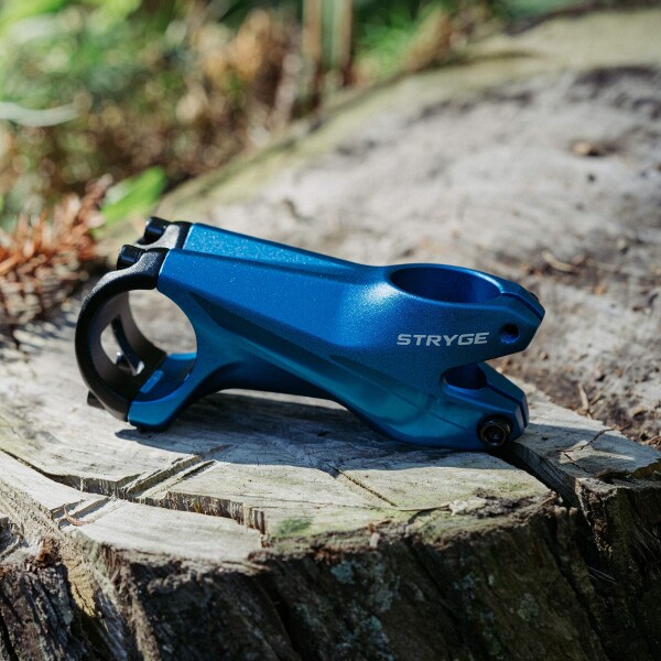 Funn(ファン) ストライジ(STRYGE) ドロップハンドルステム、角度 -5°、長さ55mm、バークランプ31.8mmのステム、マウンテンバイク、BMXバイク、ロードバイク、グラベルバイク用自転車ステム (