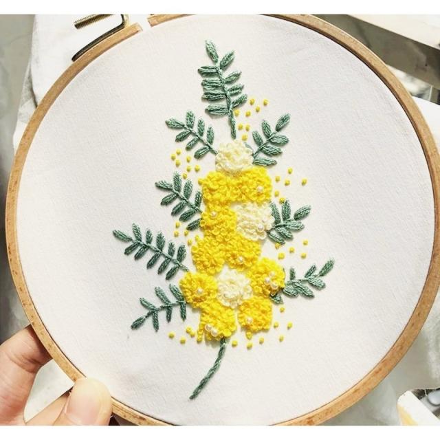 刺繍キット かんたん 書付き 基本ステッチ 初心者 ミモザ Diy 簡単 黄色の花 刺しゅうキットの通販はau Pay マーケット ラッキースマイルプラザ