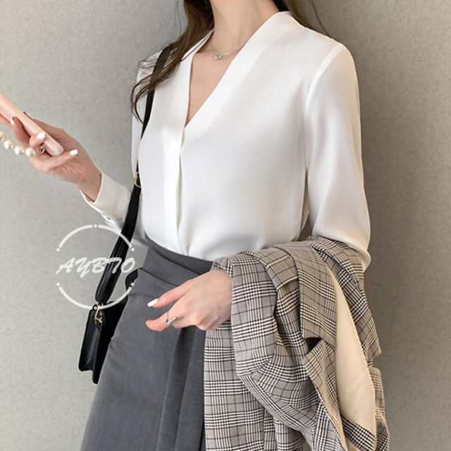 シャツ ブラウス レディース ボウタイブラウス Vネック 長袖 シフォン トップス 無地 スリム きれいめ カットソー リボンタイ OL オフィの通販は