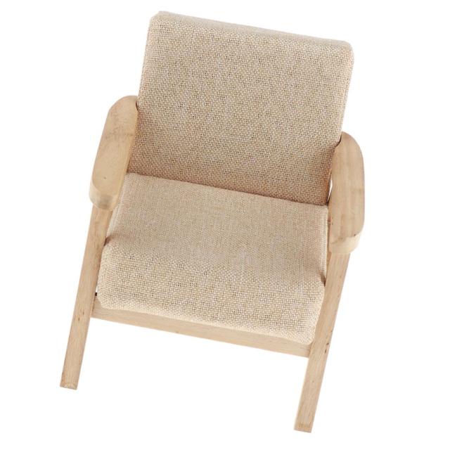 1:6スケールのソファーの椅子のドールハウスの家具のミニチュア