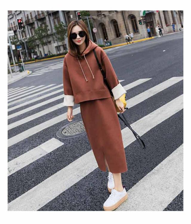 長袖トレーナー 保温 ストレッチ スカート セットアップ サイズM 秋冬