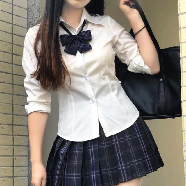 レディースブラウス  女子