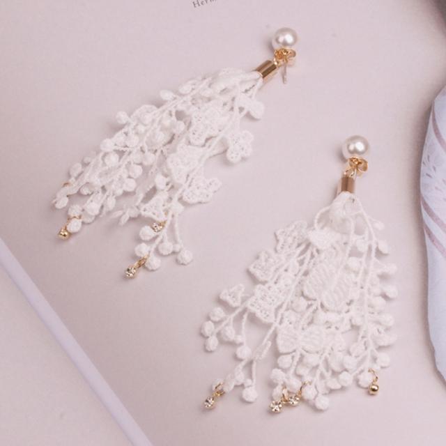 レース ピアス 甘いレース ピアス パール ピアス イヤリング レディース アクセサリー フェミニン 上品 誕生日 結婚式 二次会 2次会 レデの通販はau Pay マーケット Mmc