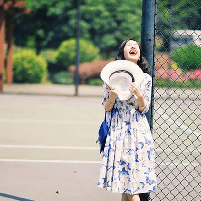 7分袖ワンピース　ミディアム丈フレアワンピース　レディース　膝丈　クルーネック　プリーツ　Aライン　vネック　蝶柄　バタフライ 7分袖ワンピース ミディアム丈フレアワンピース レディース 膝丈