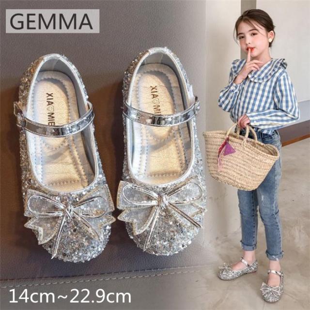 ドレスシューズ 女の子 子供靴 子供シューズ かわいい ピカピカ お姫様靴 おしゃれ パンプス 軽量 幼稚園 お出かけ 素足 マジックテーの通販はau Pay マーケット 新勢