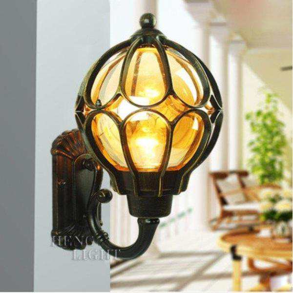 壁掛けライト ブラケットライト 外灯 レトロ ポーチライト ウォールライト 玄関灯 防水 壁掛け照明 アンティーク ガーデン 門灯 屋外 表の通販は