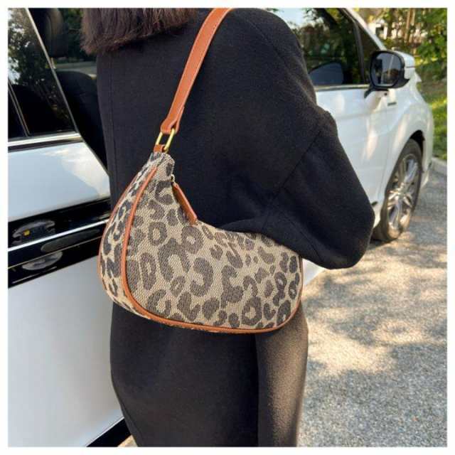 ハンドバッグ 3色展開 レオパード柄 ヒョウ柄 トレンド 大人可愛い こなれ感 デート かわいい 秋 肩掛け コンパクト お呼ばれ お出かけの通販は