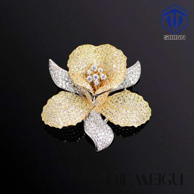 ブローチ 卒業式 入学式 アンティーク おしゃれ 北欧 入園式 カジュアル  花モチーフ ラインストーン ゴージャス キラキラ 高の通販は