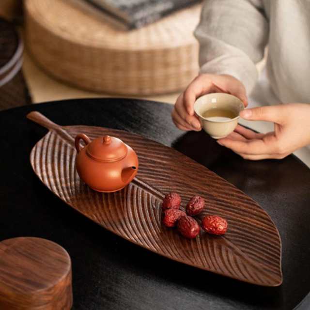 【29.5*12.5cm】葉型 木のお皿 プレート ウォールナット 木 皿 食器 木製 大皿 おしゃれ 和食器 天然木 プレート 変形皿 キッチン 雑貨 トレー 木製 カフェ トレー カフェ風 葉型多用皿