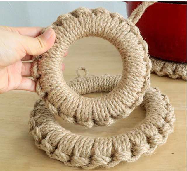 鍋敷き 自然素材 ジュート編み 1個 ナチュラルデザイン フック付 麻 リネン キッチン タジン鍋 敷き ポット ティーポット 丸型 ドーナツ 鍋敷き