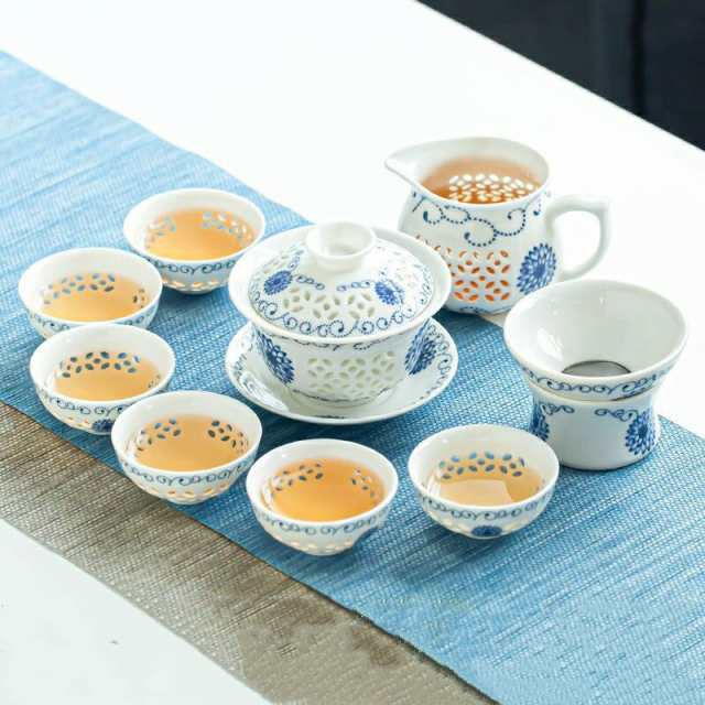 透かし模様で茶の色が見える玲瓏磁器 玲瓏磁 陶磁器 白磁 玲瓏 蓋碗 9点セット 蛍手 ほたるで 透彫 磁器 ほたる 太陽花宝瓶 茶器セット ティーセット 中国茶器 台湾茶 ウーロン茶 紅茶茶器