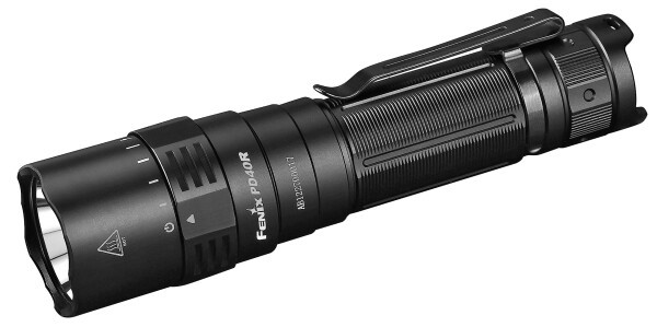 フェニックス(FENIX) ライト ブラック 138mm タクティカルフラッシュライト SST70 LED 明るさ最高3000ルーメン PD40R V2.0