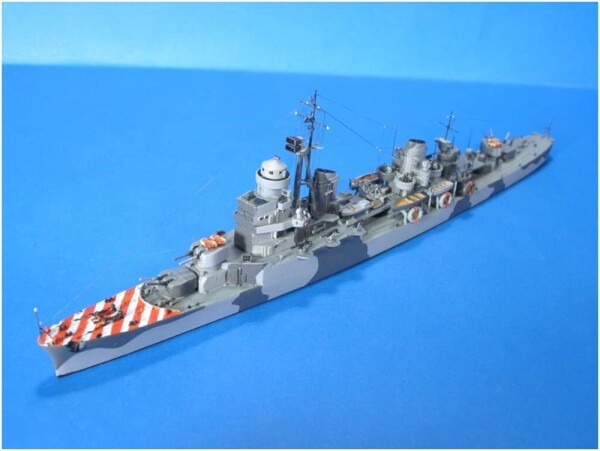 ニコモデル 1/700 第二次世界大戦 イタリア海軍 カピターニ・ロマーニ級 軽巡洋艦 シピオーネ・アフリカーノ レジンキット PN07007