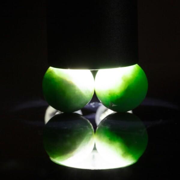 糸魚川天然翡翠 8mm玉シルバーピアス 日本国石 縄文のパワーストーン